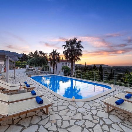 Villa Chrysallis With Heated Pool Georgioupoli Exterior photo