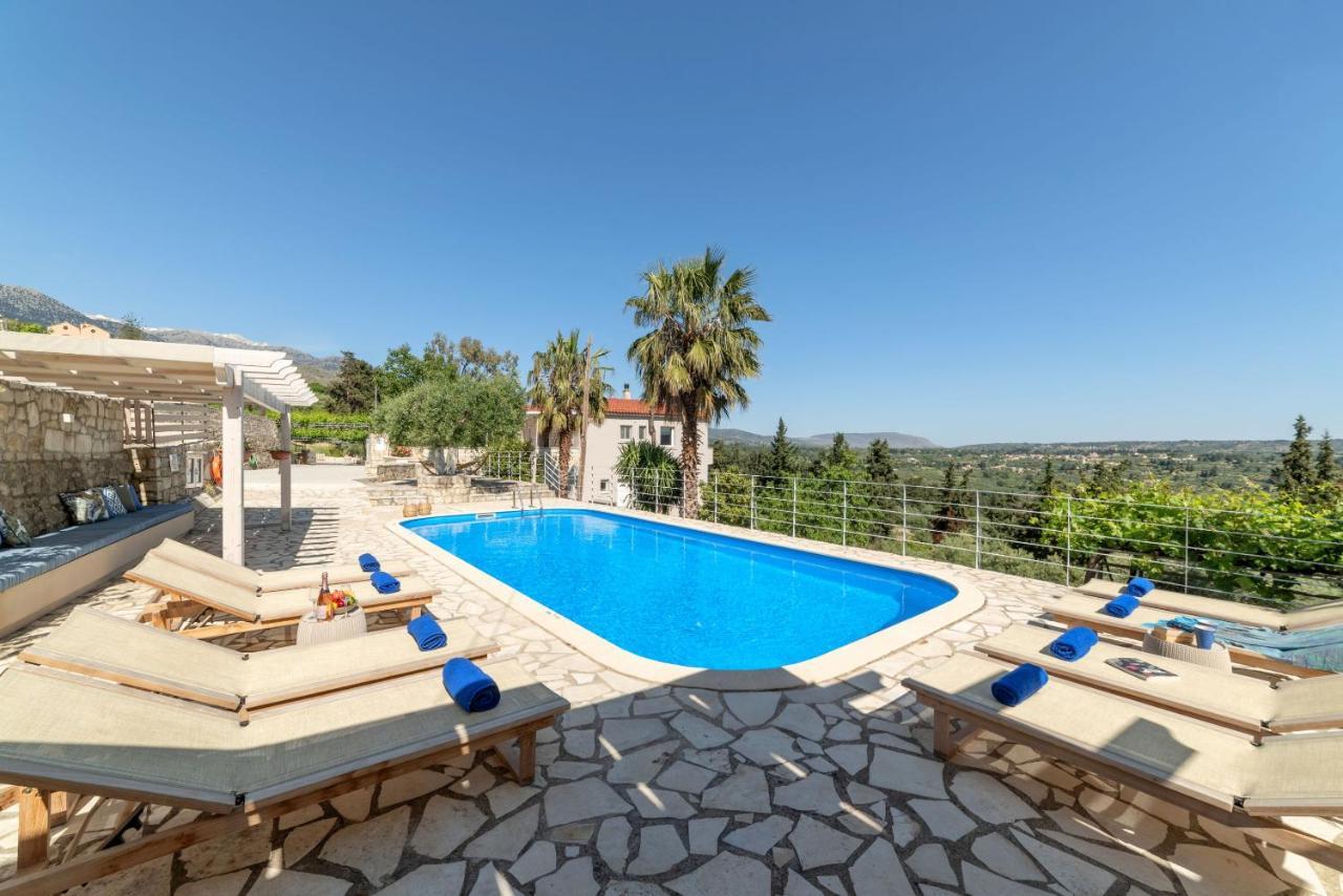 Villa Chrysallis With Heated Pool Georgioupoli Exterior photo